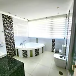 Luxury In K301 Βίλα